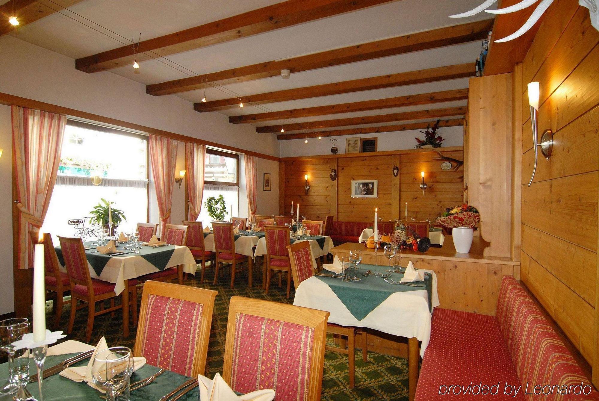 Hotel Fischer St. Johann in Tirol Restaurant photo